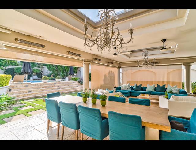 5 BEDROOM HOUSE FOR SALE IN UMHLANGA CENTRAL